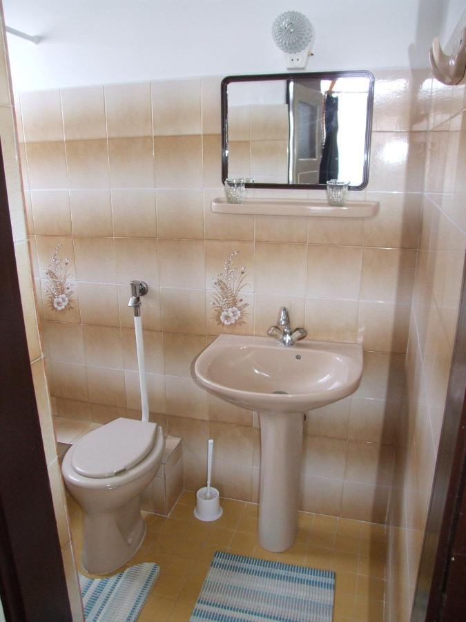 Revesz Vendeghaz Otel Harkány Oda fotoğraf