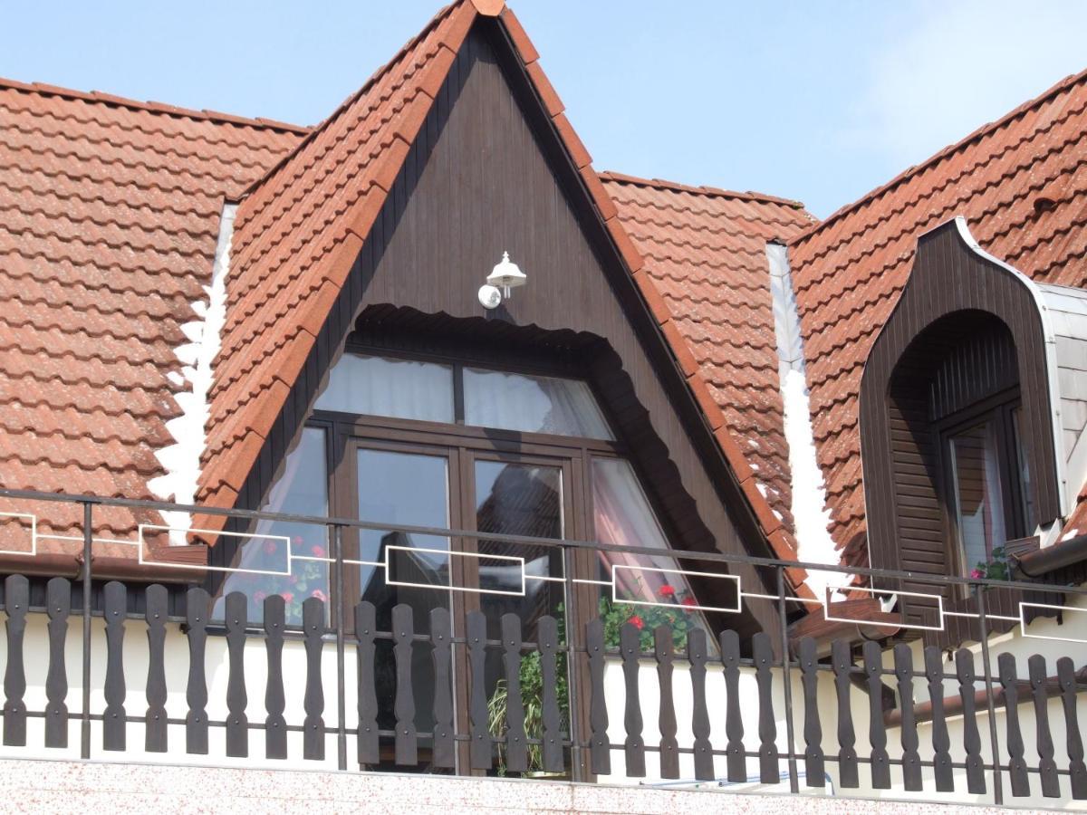 Revesz Vendeghaz Otel Harkány Dış mekan fotoğraf
