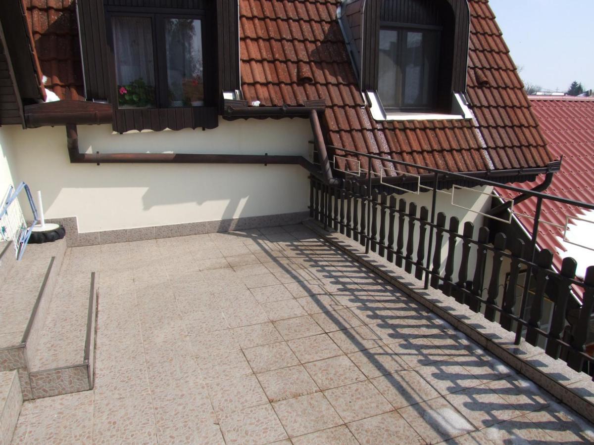 Revesz Vendeghaz Otel Harkány Dış mekan fotoğraf