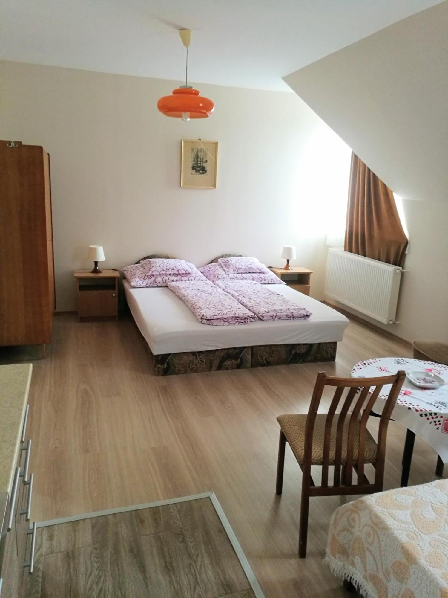 Revesz Vendeghaz Otel Harkány Dış mekan fotoğraf