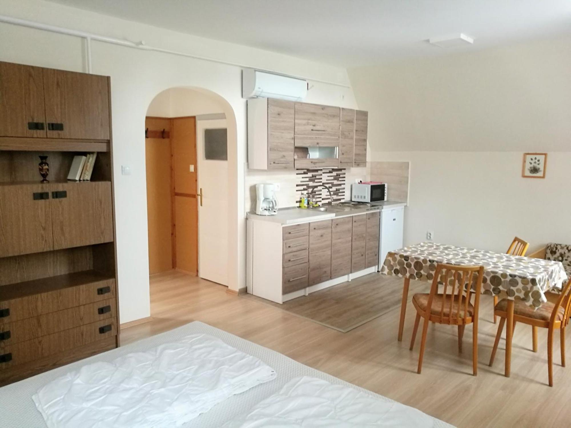Revesz Vendeghaz Otel Harkány Dış mekan fotoğraf